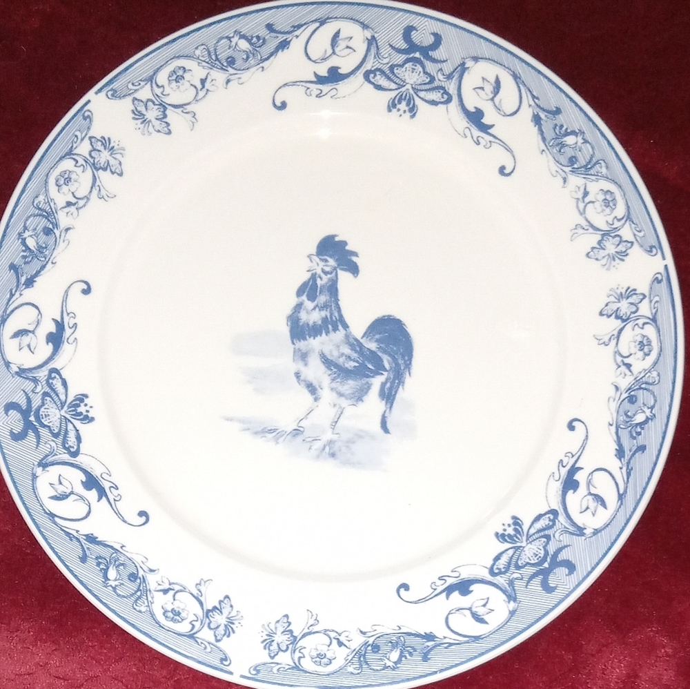 Mulberry Home Collection,  Blue Rooster 10 1/2" Serving Plate.